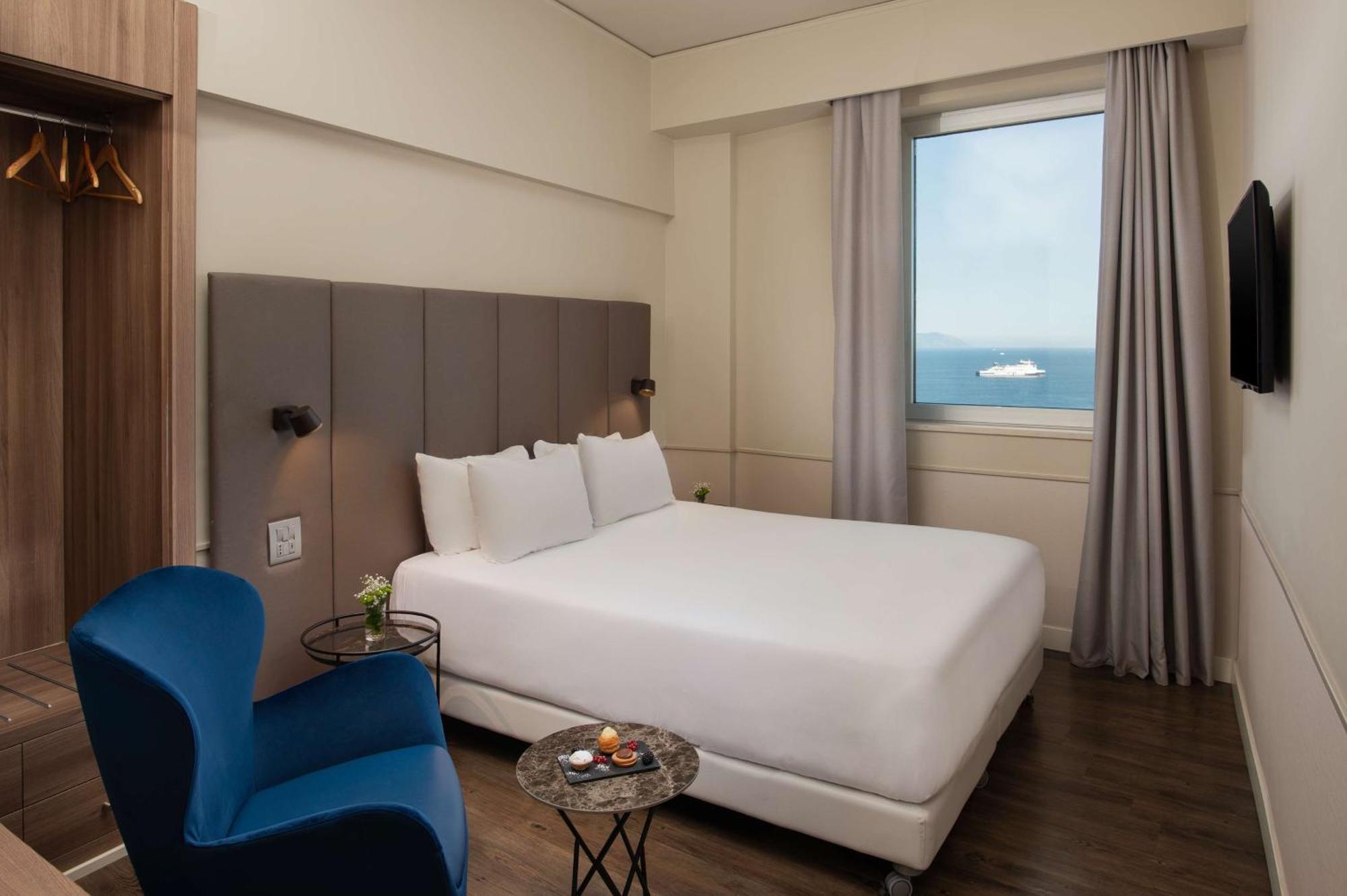 เอ็นเอช นาโปลี พาโนรามา Hotel เนเปิลส์ ภายนอก รูปภาพ